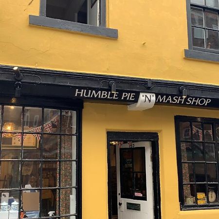 ウィットビー Little Pie In The Sky Bed & Breakfast エクステリア 写真
